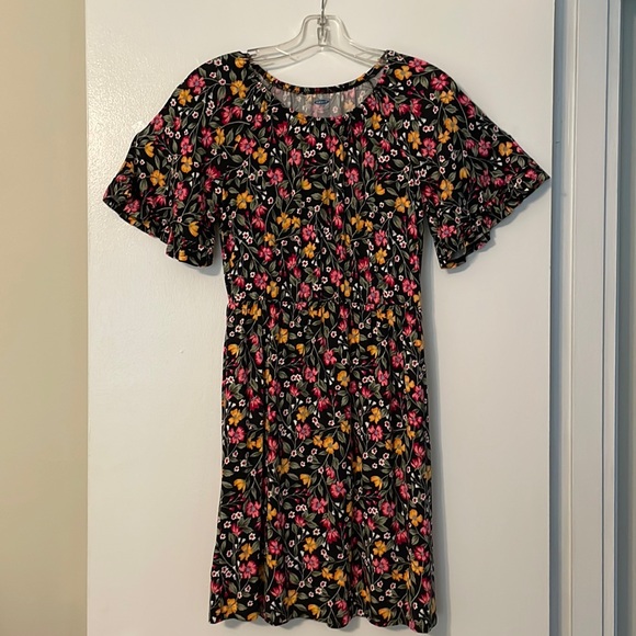 Old Navy Other - OLD NAVY GIRLS DRESS.